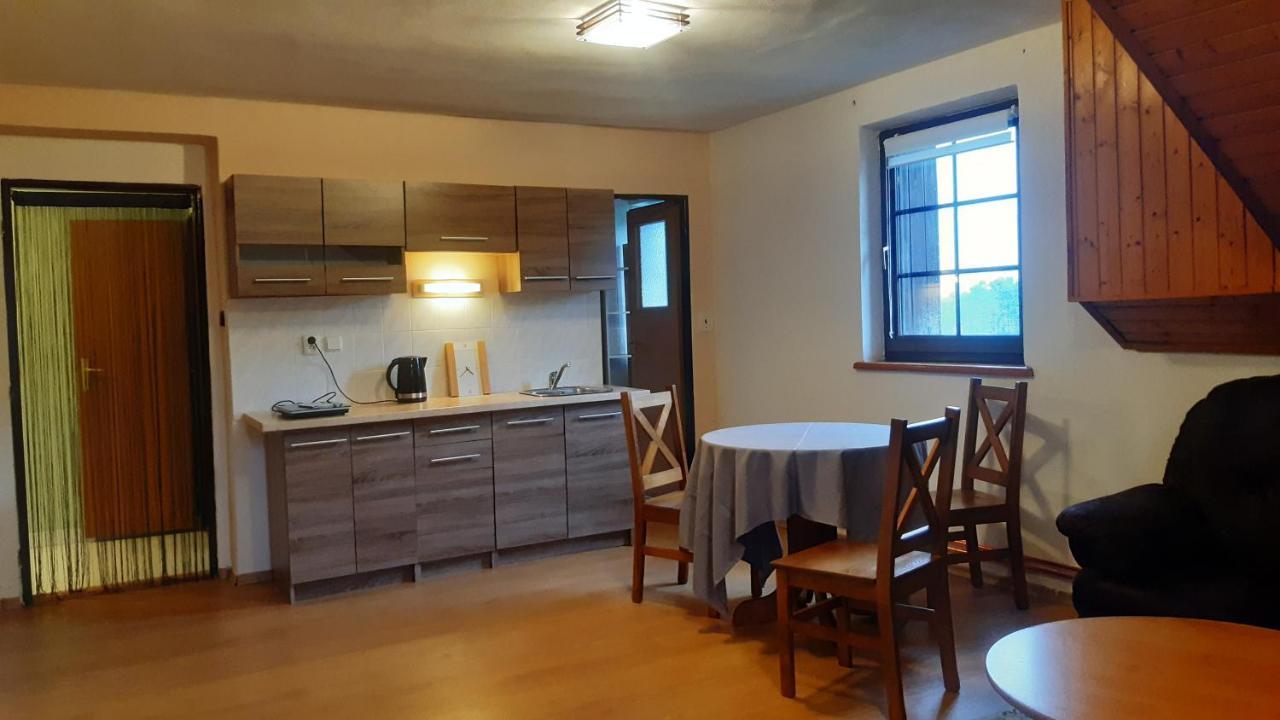 Budha Apartma Jirikov  Buitenkant foto